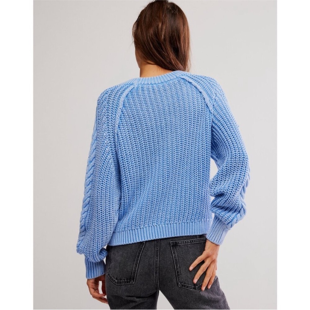NEW Free People Frankie Cable Sweater in Della Robbia Blue size XS - Picture 2 of 8